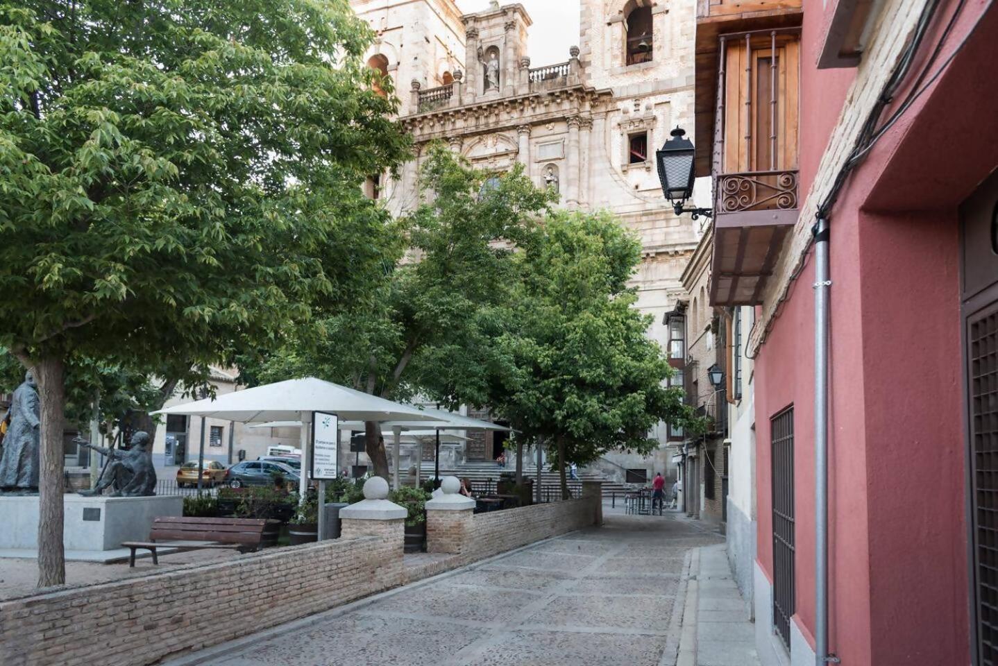 La Dama Del Jardin Del Nuncio Apartment Toledo Ngoại thất bức ảnh