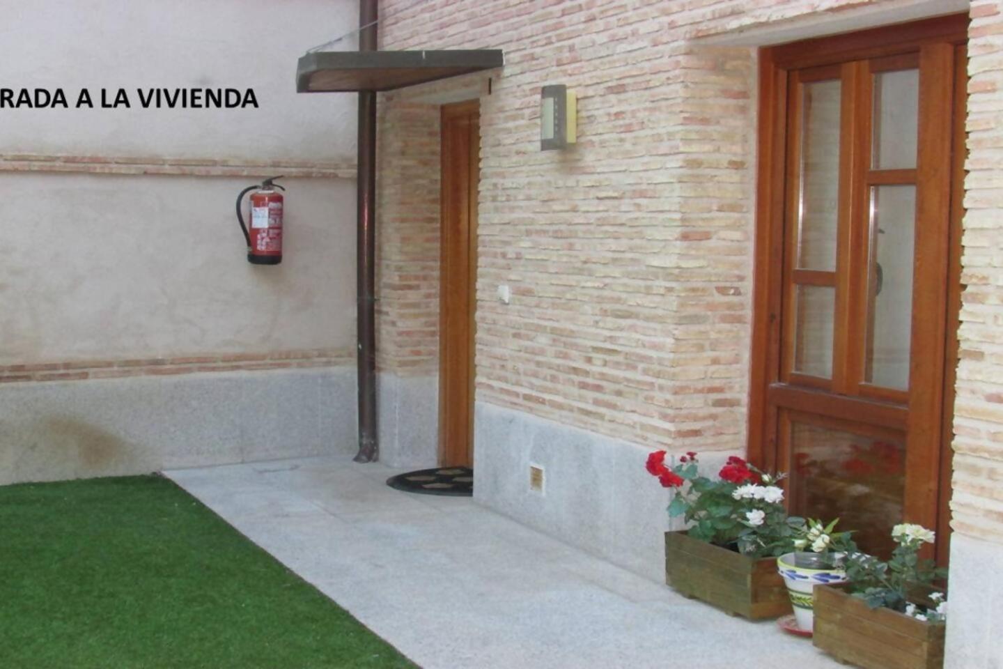 La Dama Del Jardin Del Nuncio Apartment Toledo Ngoại thất bức ảnh